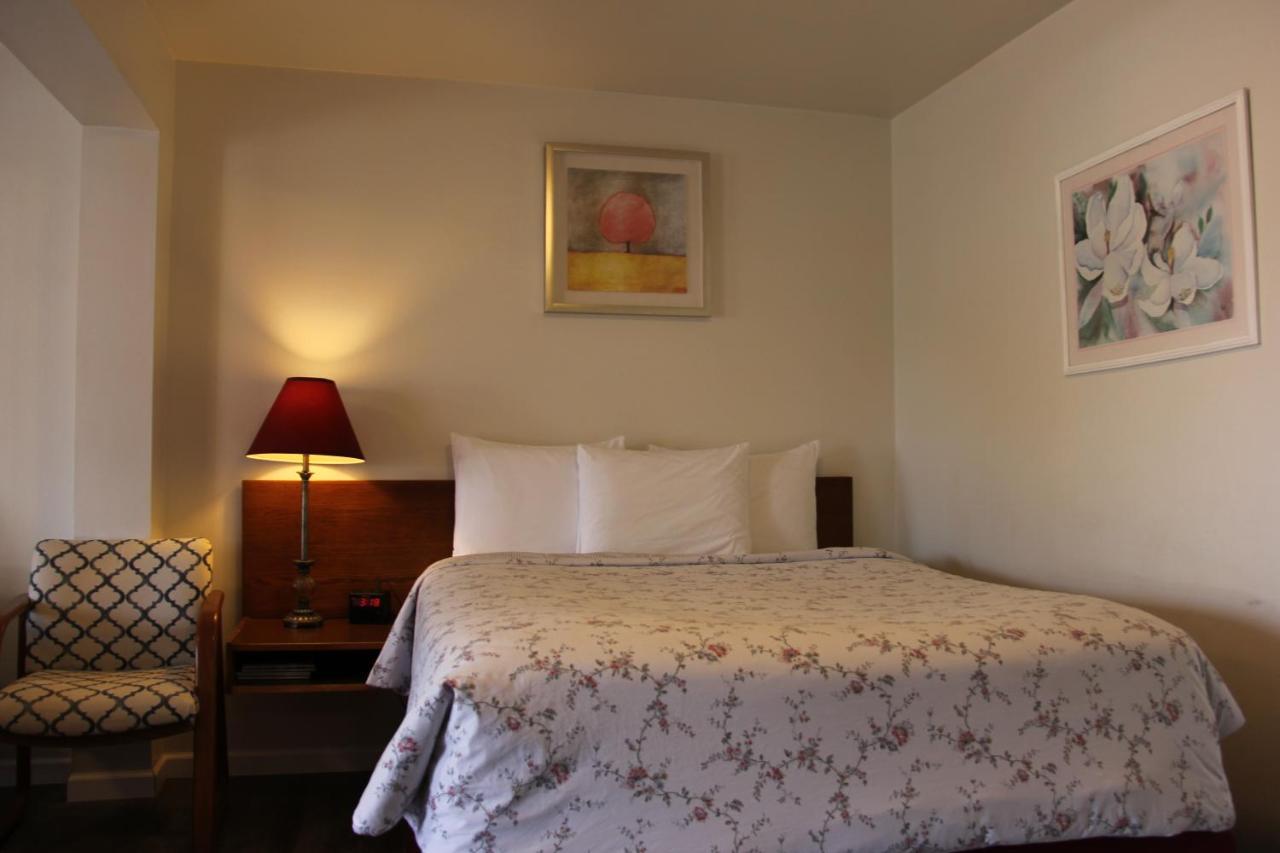 Mariners Cove Motel