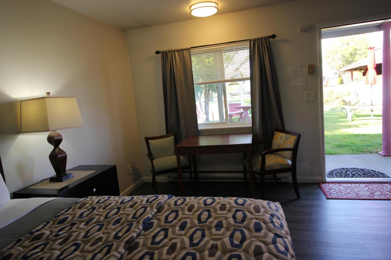 Mariners Cove Motel Westport